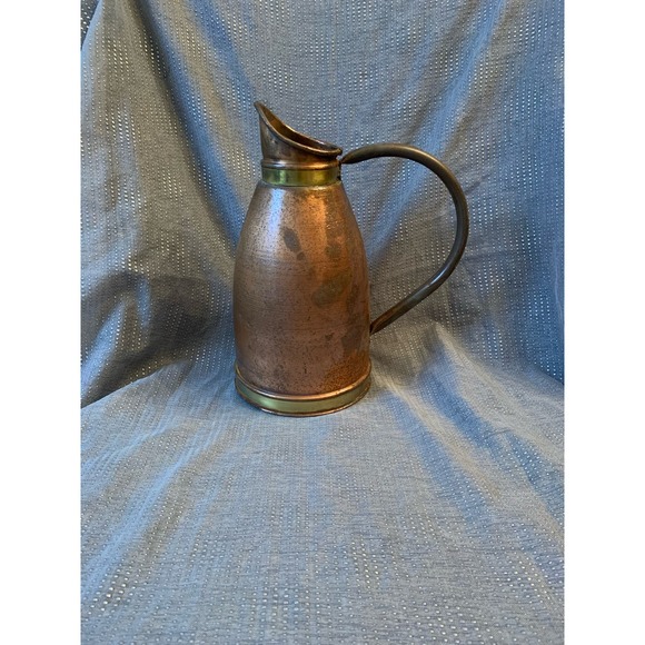 H Copper and brass pitcher - Picture 11 of 11